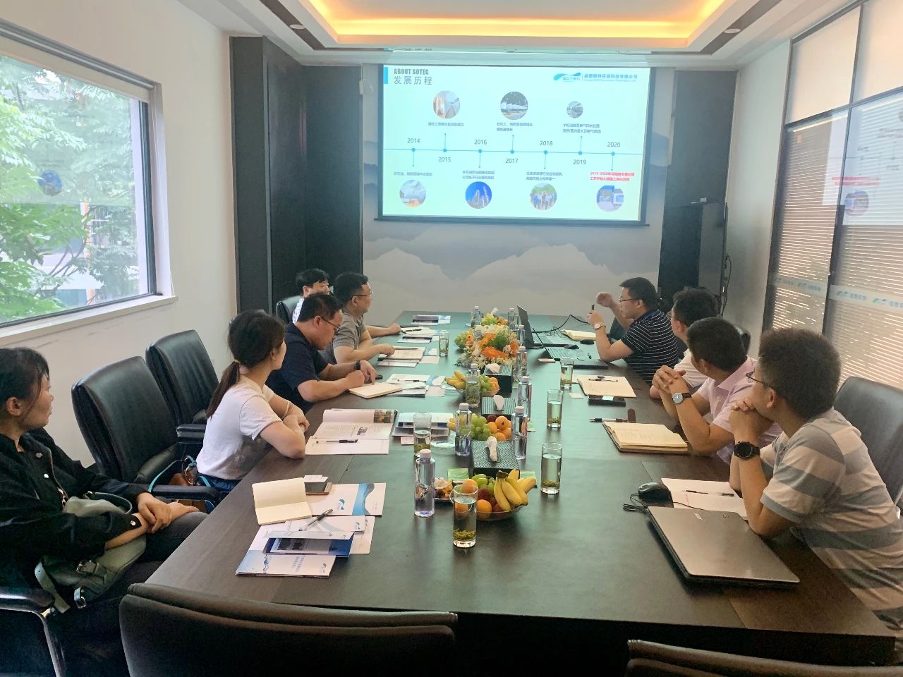 成都環(huán)境集團再生能源公司領(lǐng)導(dǎo)一行蒞臨碩特環(huán)保考察交流